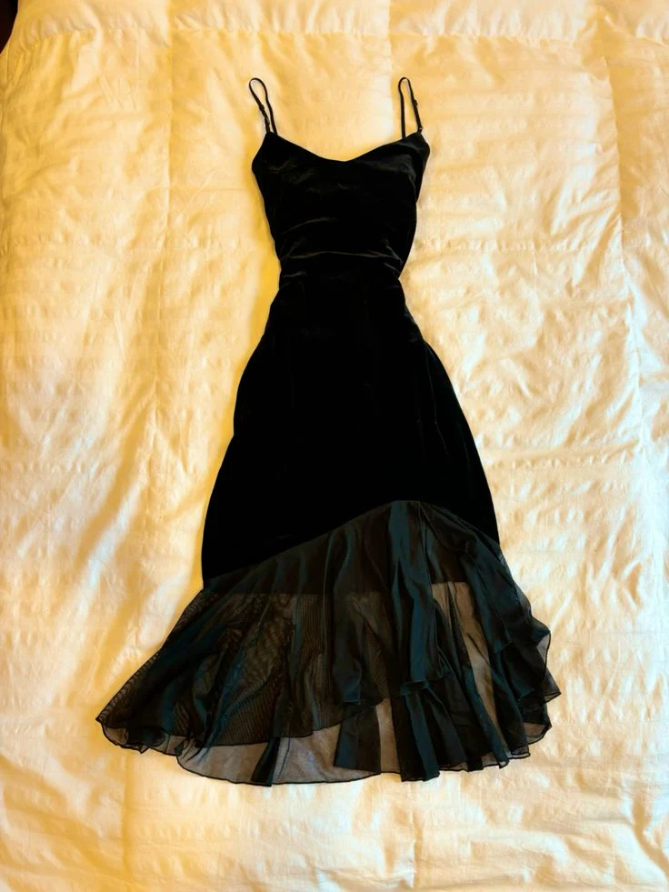Black Velvet Tiered Cocktail Dress Prom Party Gowns Formal Dresses(Jacket not included)      fg7231