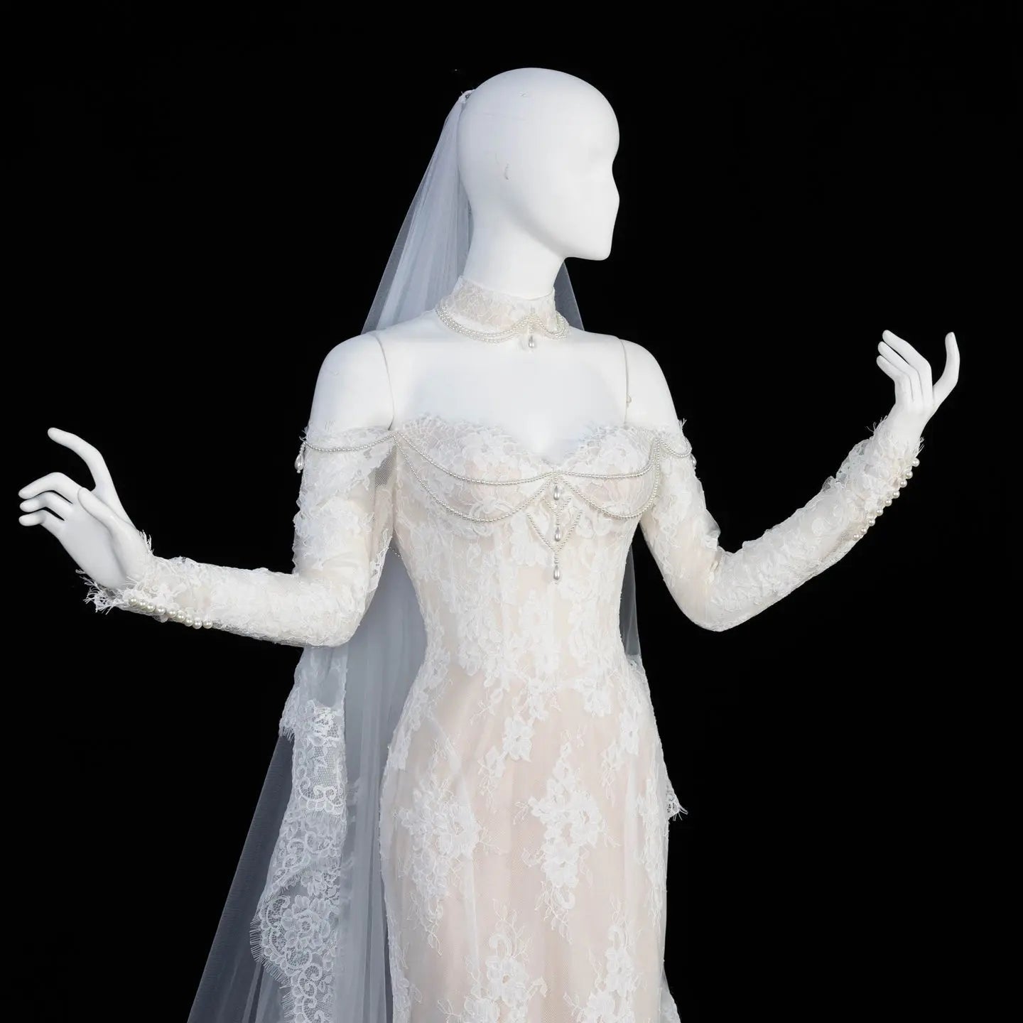 Elegant Ivory Sweetheart Neckline Sheer Lace Mermaid Wedding Dress with Veil ZP133