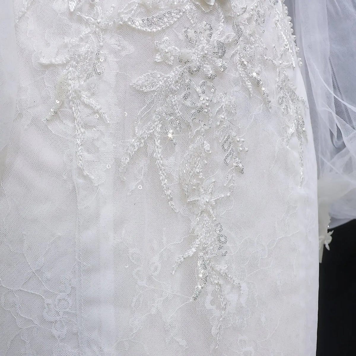 White  Off‑The‑Shoulder Puff Sleeve 3D Floral Mermaid Wedding Dress ZP005