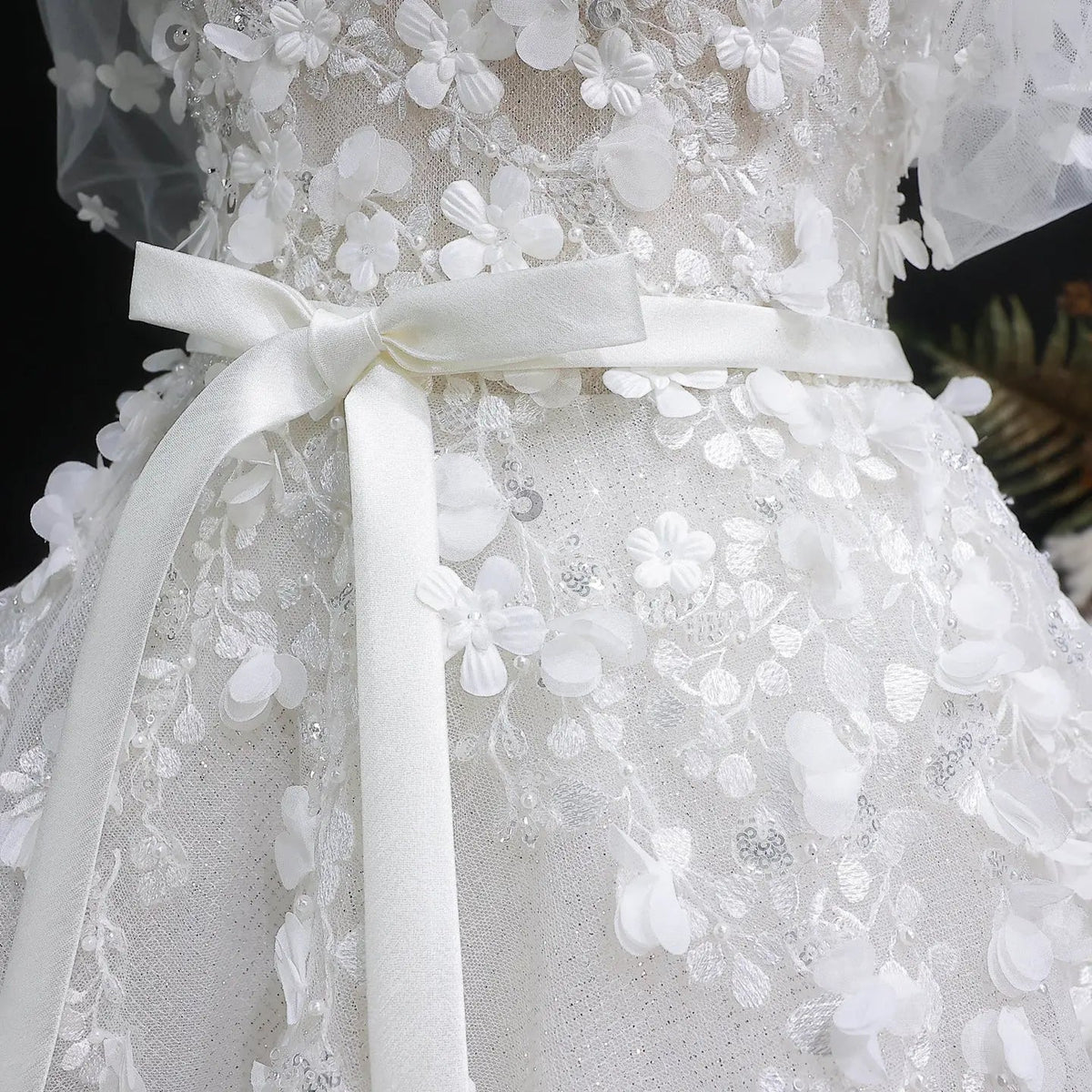White 3D Floral Applique Sweetheart Ball Gown Wedding Dress ZP007