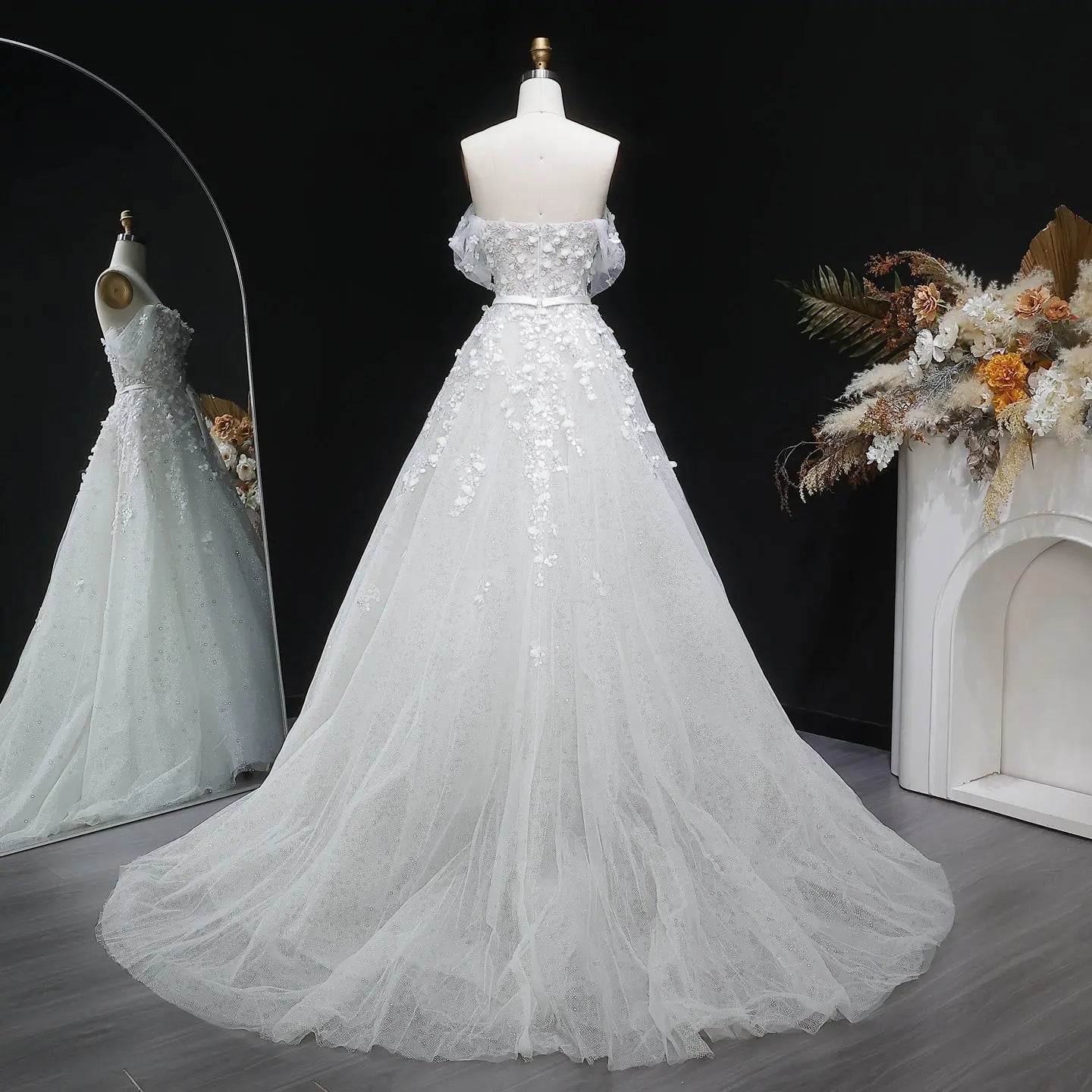 White 3D Floral Applique Sweetheart Ball Gown Wedding Dress ZP007