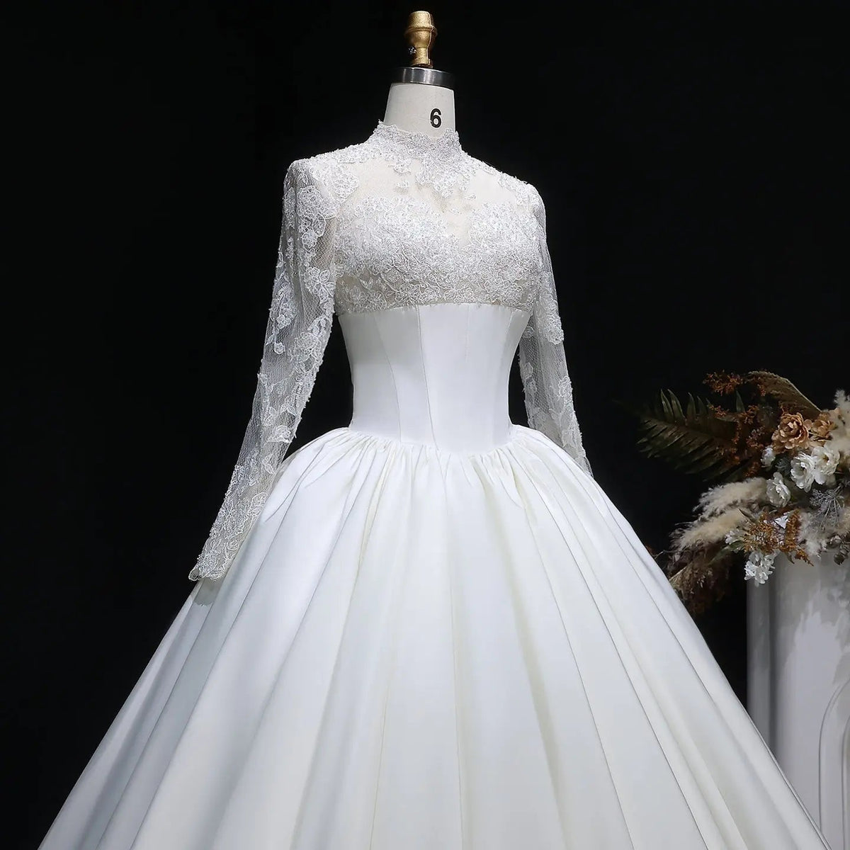 Classic Long Sleeve Lace Ball Gown Wedding Dress ZP180