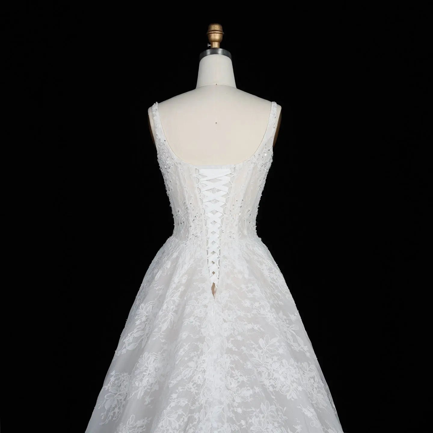 White Lace Spaghetti Strap Bridal Gown Square Neck Beaded Corset Ball Gown ZP012