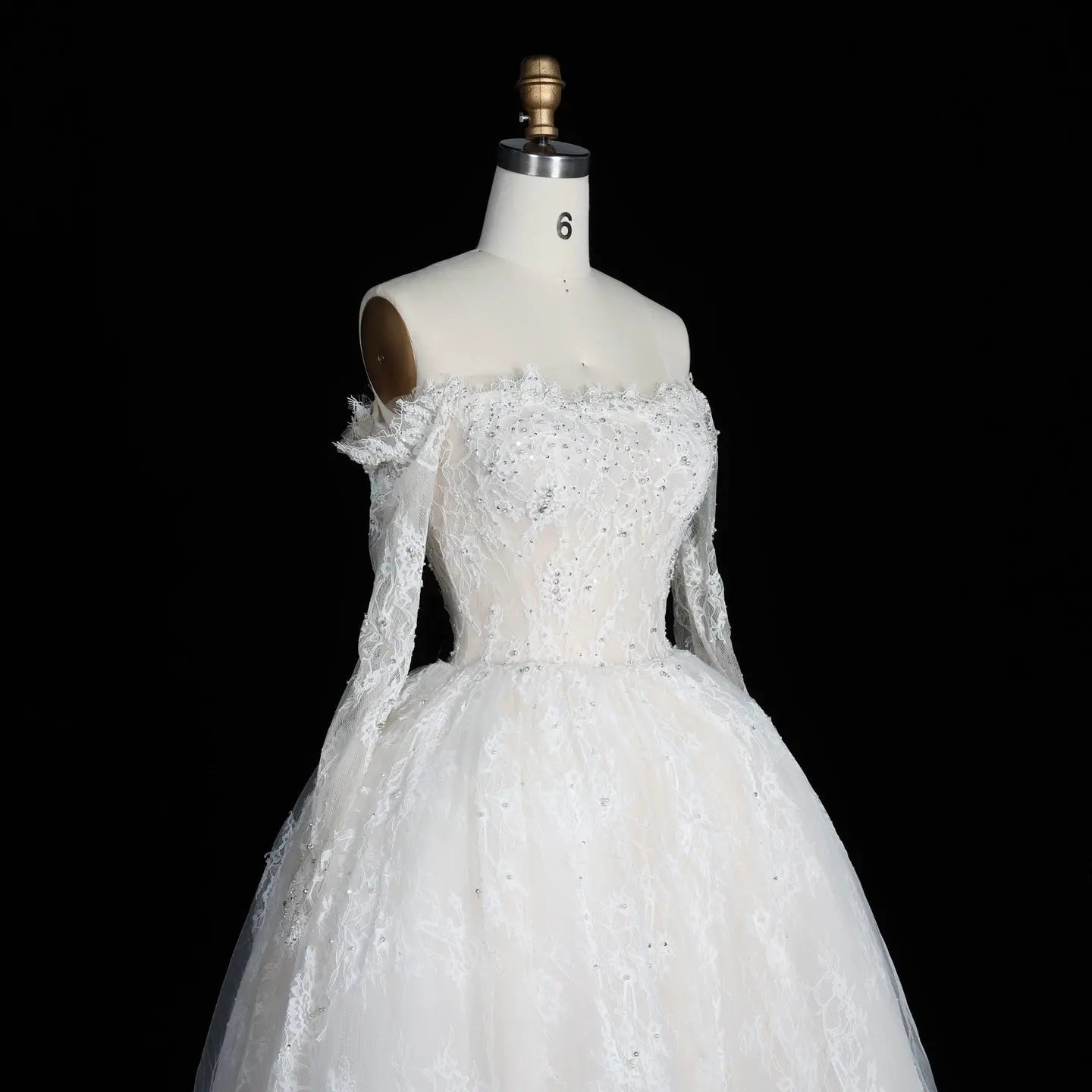 White Lace and Tulle Ball Gown Wedding Dress Off the Shoulder Beaded Bridal Dress ZP013