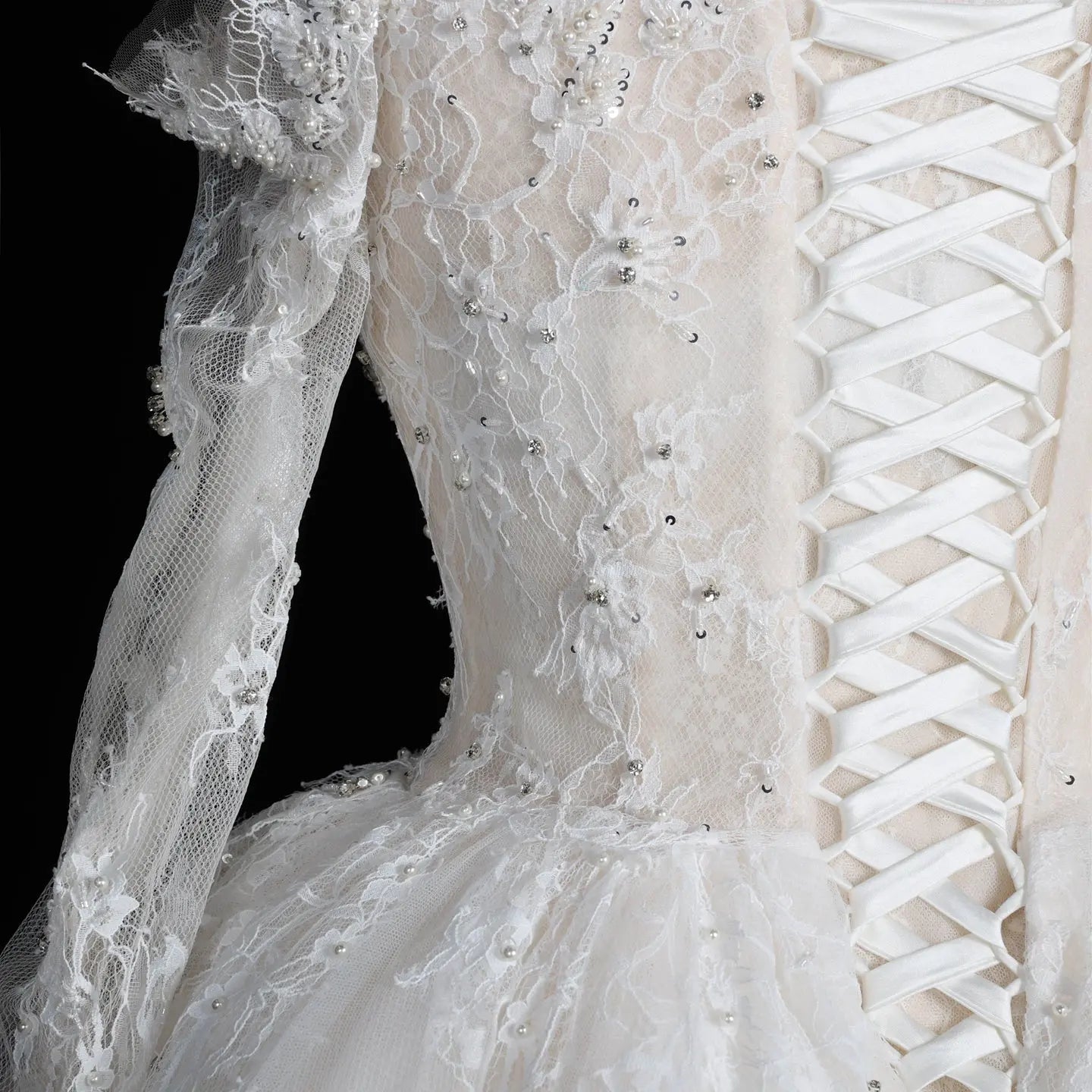 White Lace and Tulle Ball Gown Wedding Dress Off the Shoulder Beaded Bridal Dress ZP013