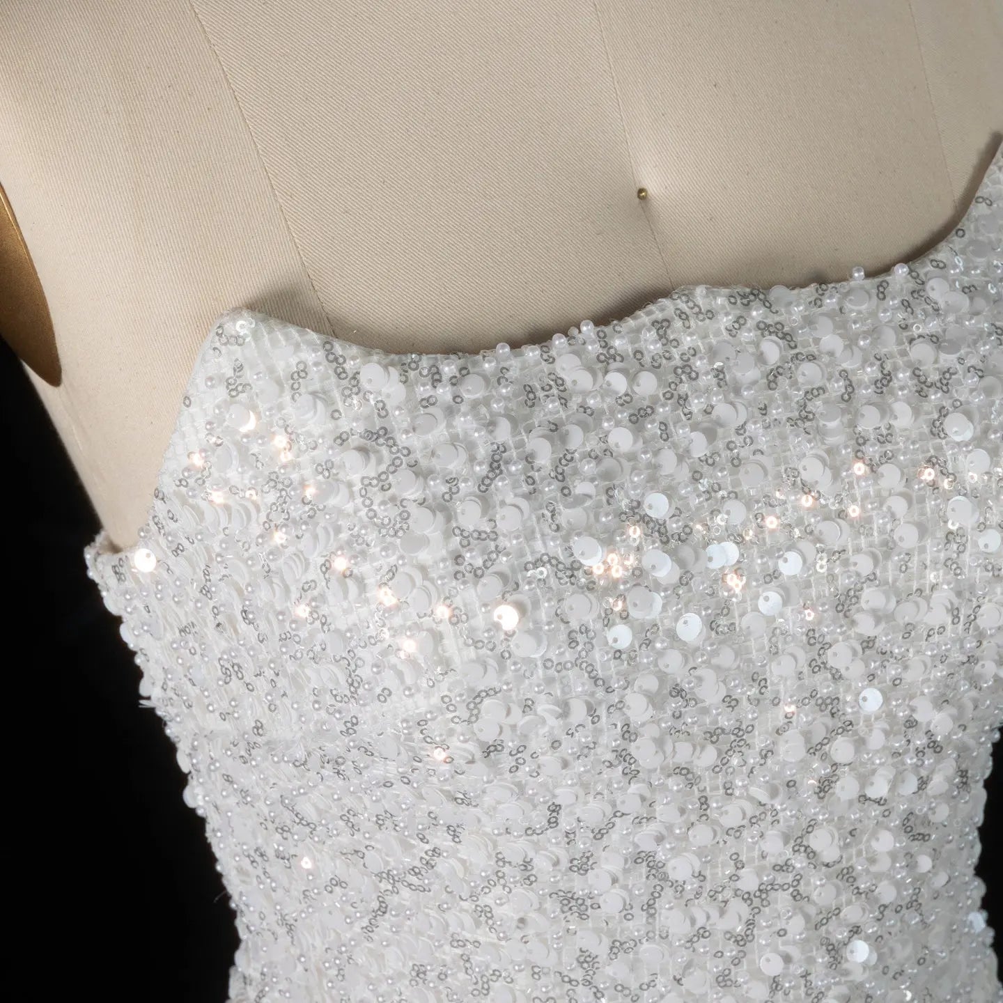 Luxury White Sequin Pearl Strapless Short Wedding Dress ZP189
