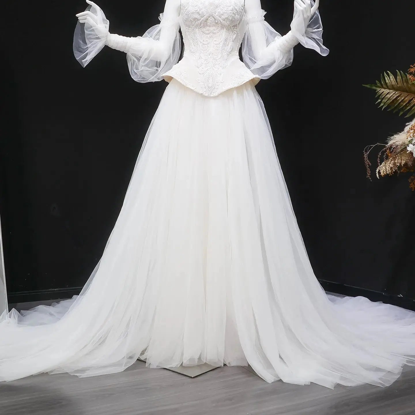 Luxury Ivory Off-the-Shoulder Lace Corset Tulle Train Wedding Dress ZP135