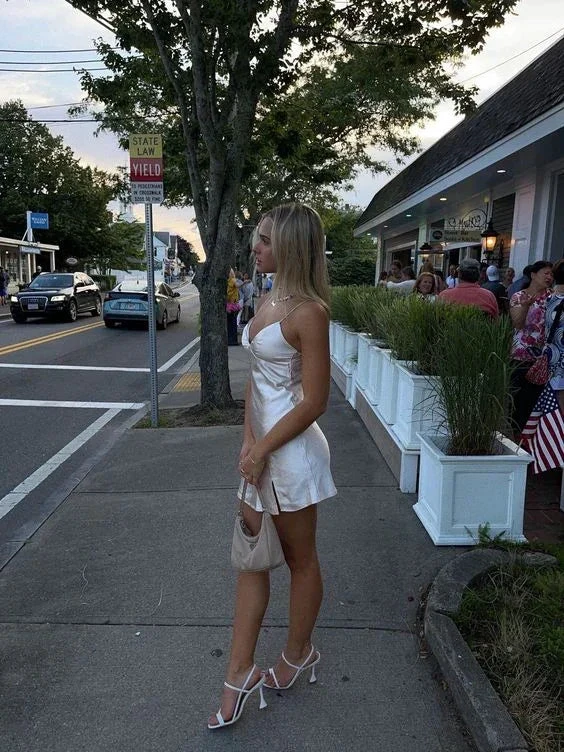 Simple A-line V Neck Homecoming Dress Short Party Dress Y2011 by simplepromdress
