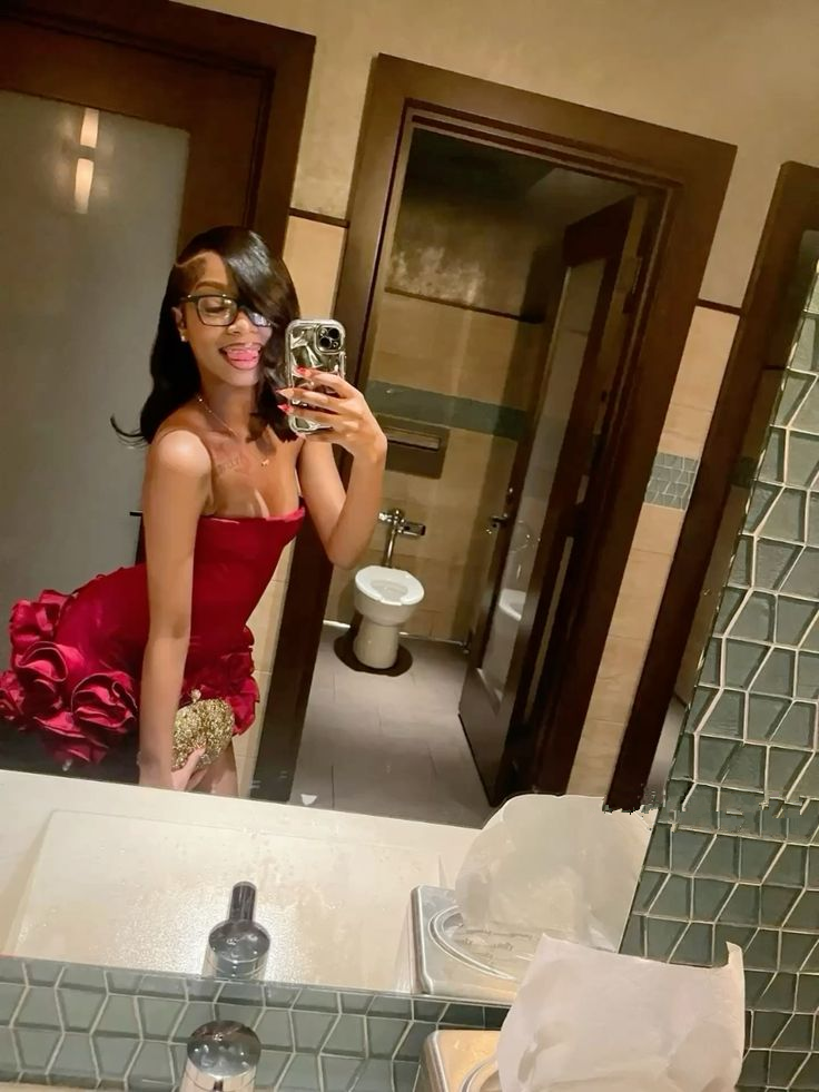 Unique Burgundy Spaghetti Straps Rose Flowers Homecoming Dress,short Prom Dress