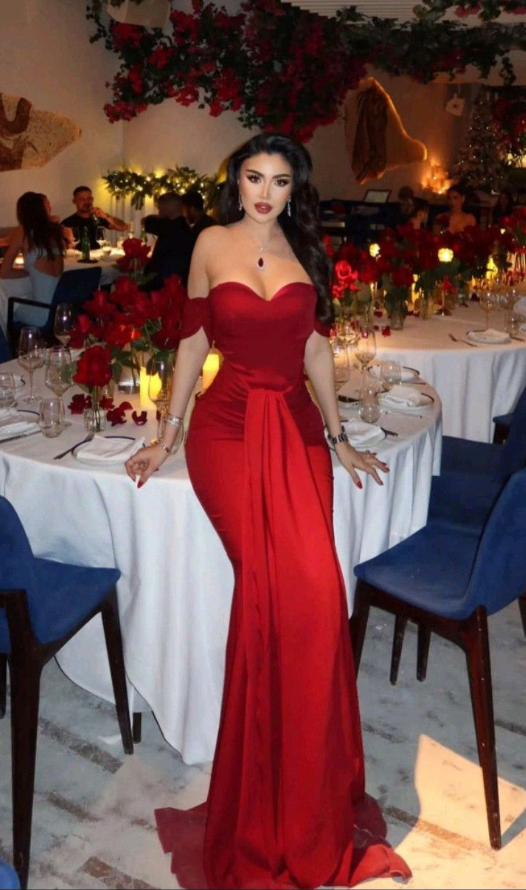 Charming Red Off-the-Shoulder Satin Pleated Mermaid Long Wedding Guest Dress Prom Dress - FashionDia