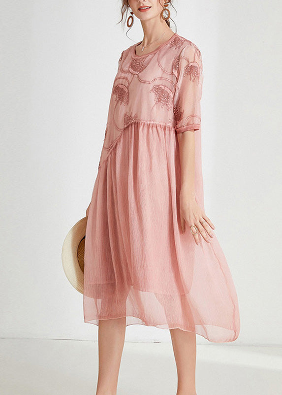 Beautifully Finished Dress in a Timeless Design