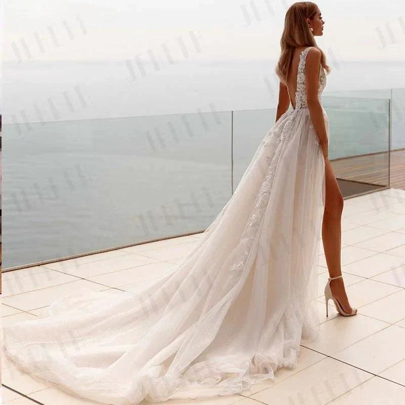 Popular V-neck Lace Applique A Line Wedding Dresses Backless Side Slit Custom Made Formal Bridal Grown 2024 (ZD13388)