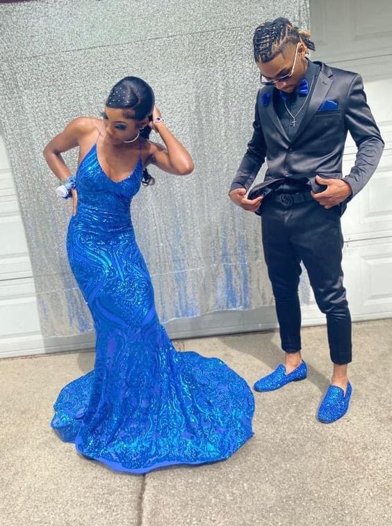 Blue sleeveless sequin floor length prom dresses