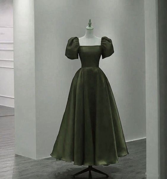Green a line Prom Dresses