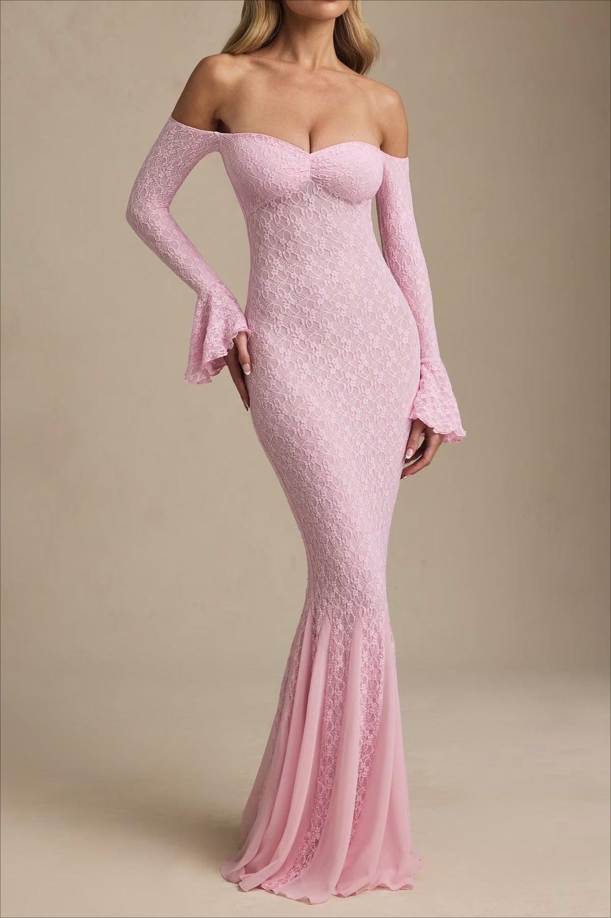 Bodycon Evening Lace Dress - View 5 | VelvetHem
