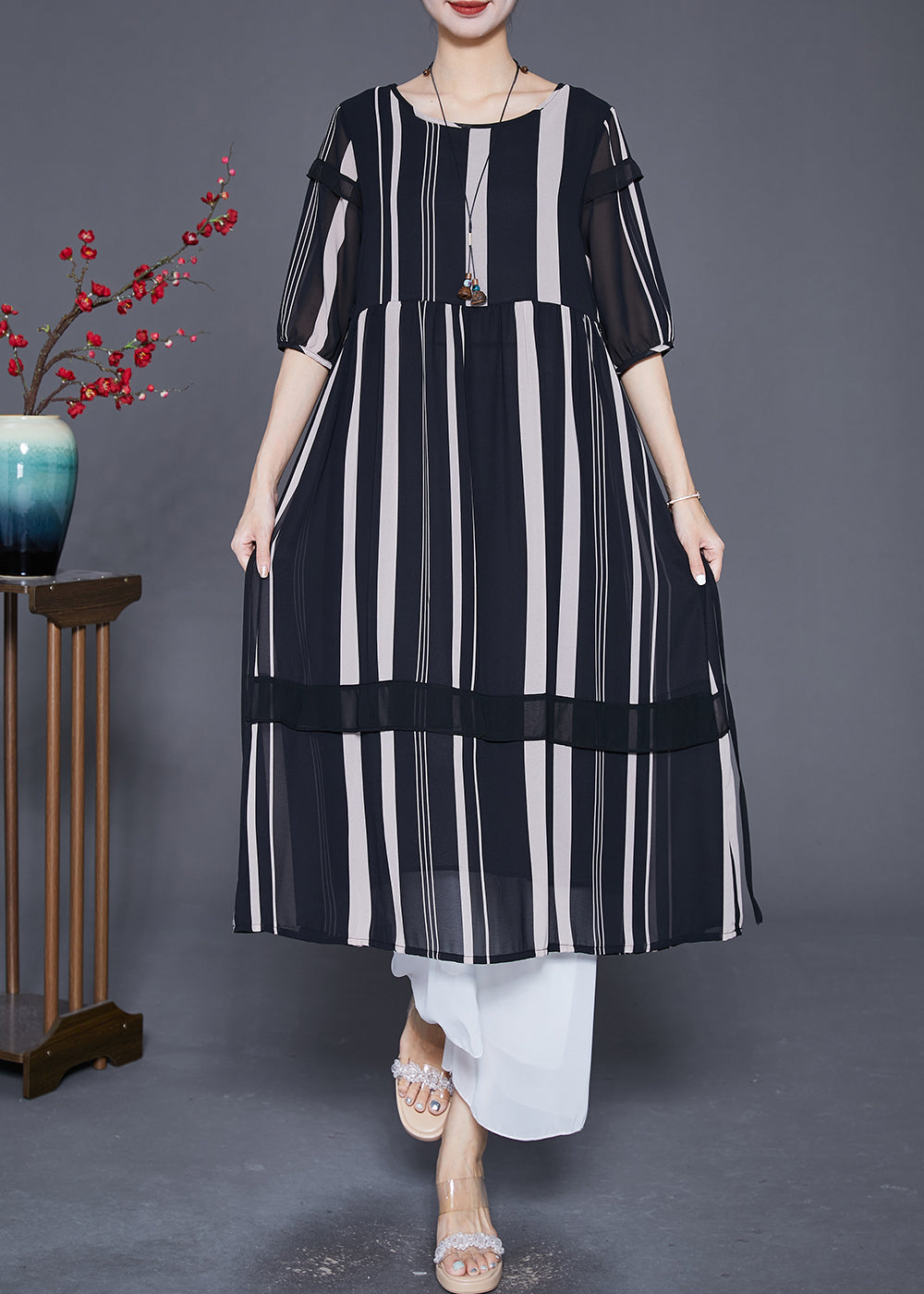 Beautifully Crafted Dress in a Classic Style