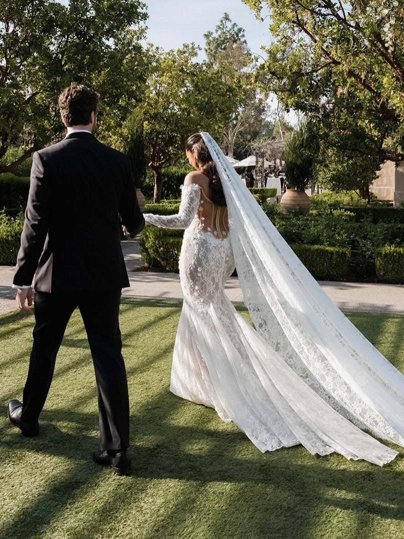 Mermaid Off-Shoulder 3/4 Sleeves Full Lace Backless Wedding Dress