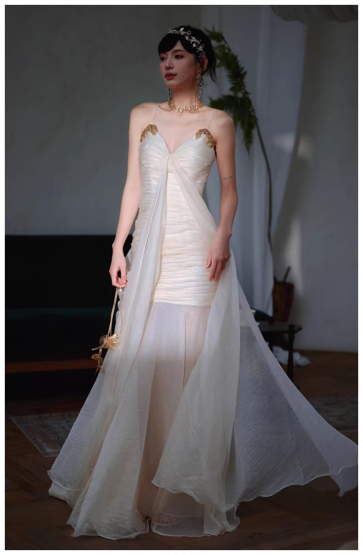 Charming Spaghetti Straps Light Apricot Chiffon Pleated Mermaid Long Evening Dress 18th Birthday Outfits - FashionDia