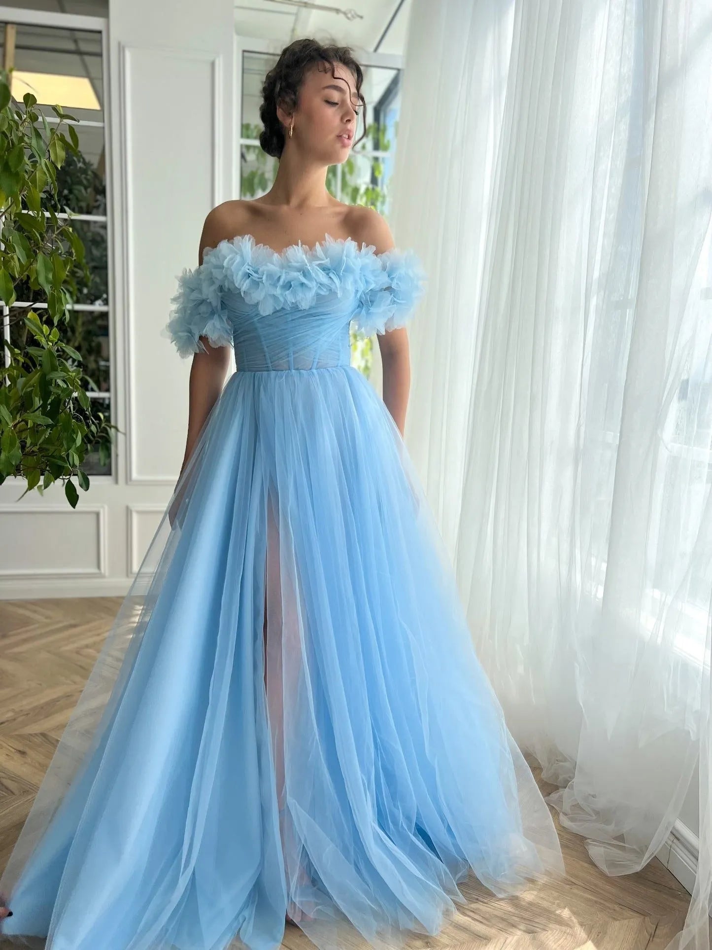 Blue Soft Tulle Prom Dress Off The Shoulder Pleat Ruched Floor Length Gown Homecoming Dresses Graduation Party