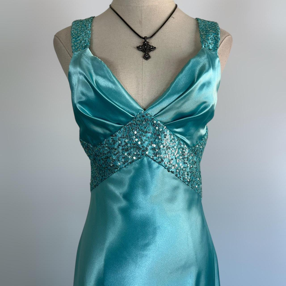 Blue V Neck Satin Sequin Formal Prom Dress Backless Evening Dress Y8548 - View 3 | VelvetHem