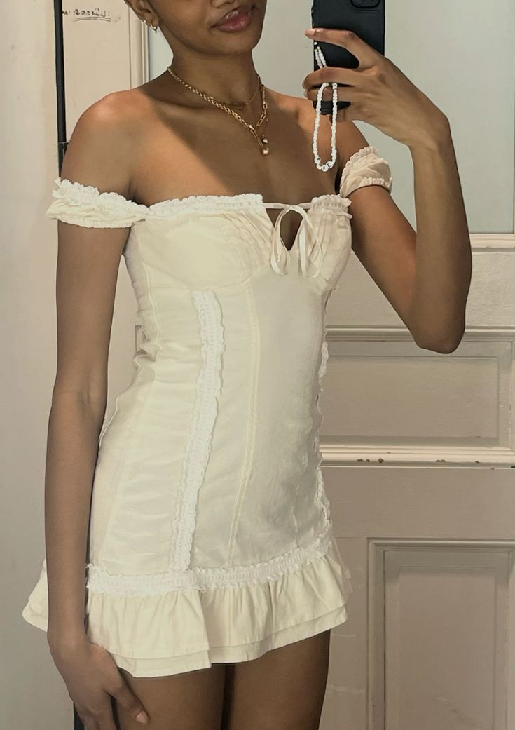 Sexy Off The Shoulder Ivory Sheath Short 16th Birthday Outfits Formal Graduation Homecoming Dress D295