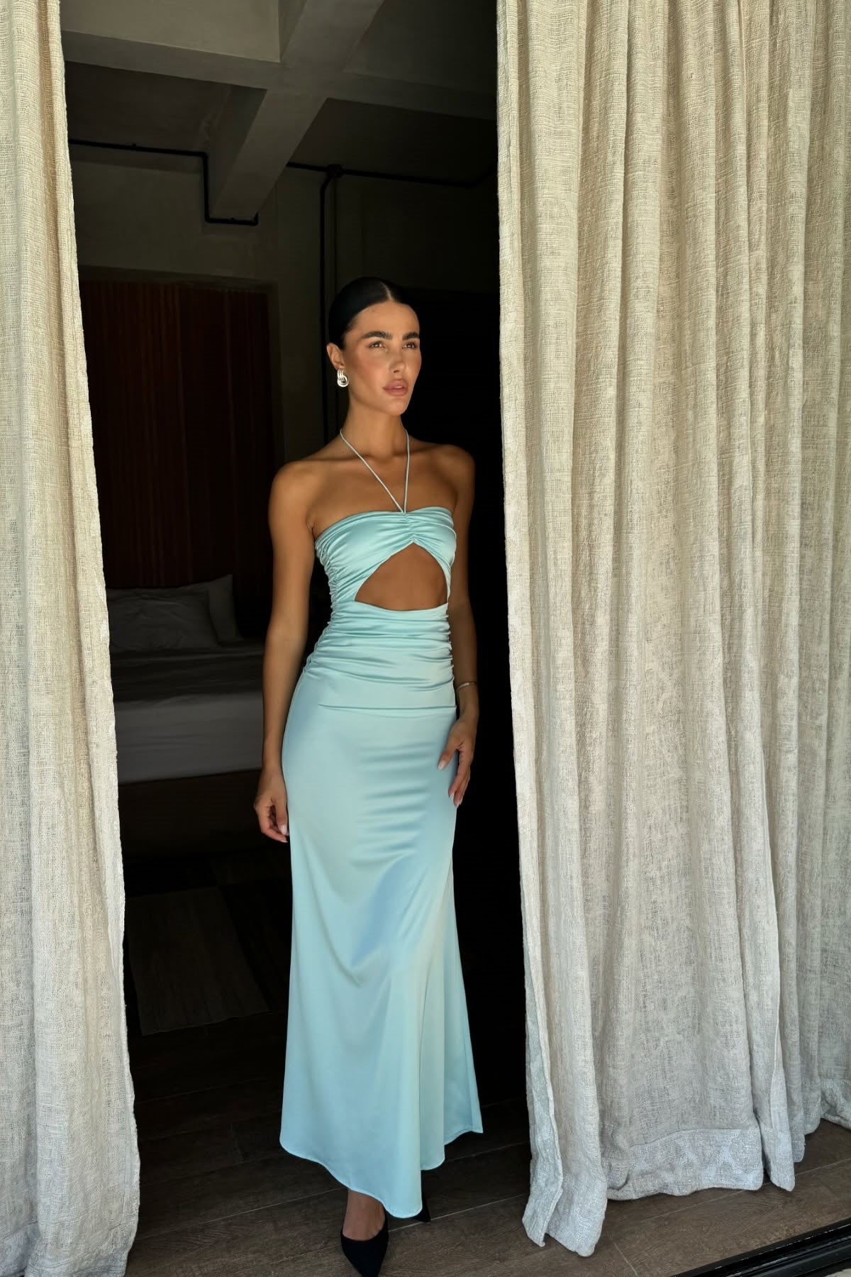 Hot Sheath Halter Neck Teal Long Party Dress with Keyhole