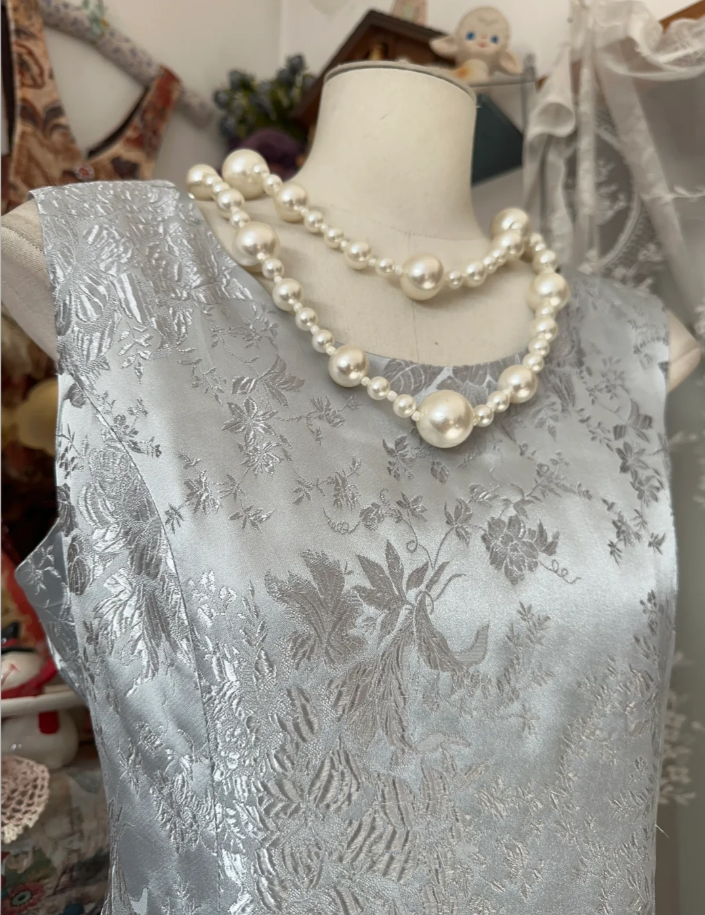 Vintage Sleeveless Satin Print Floral A Line Long Wedding Guest Dress Evening Dress