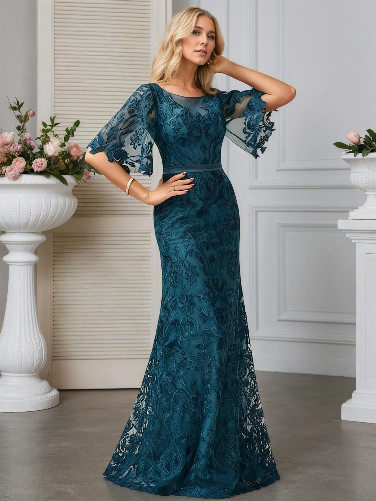 A-line Scoop Neck Floor-Length Lace Evening Dress With Appliques - View 3 | FashionDia