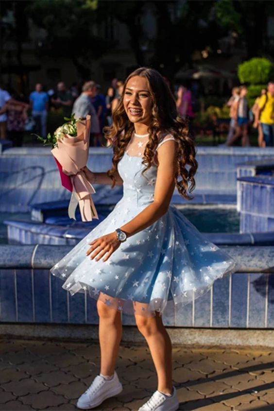 Delicate Lace Scoop Short A-Line Homecoming Dresses - FashionDia
