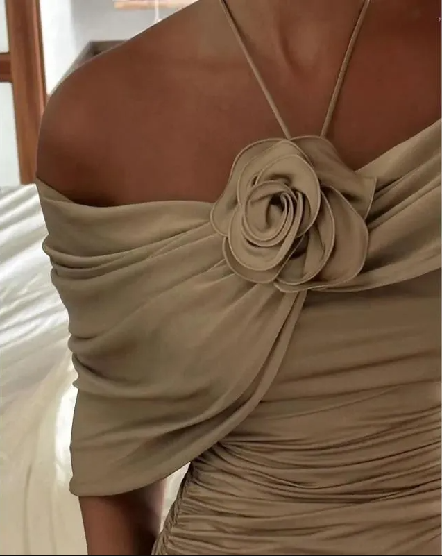 Party Dresses Champagne Evening Dress Sleeveless Floor-Length 3D Flower Formal Elegant Dress - View 3 | FashionDia