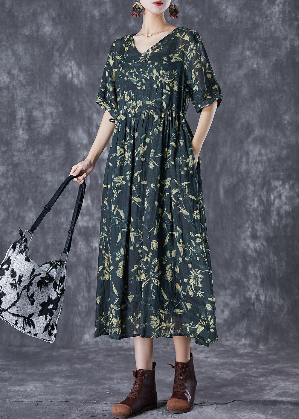 Gracefully Styled Dress for Any Occasion