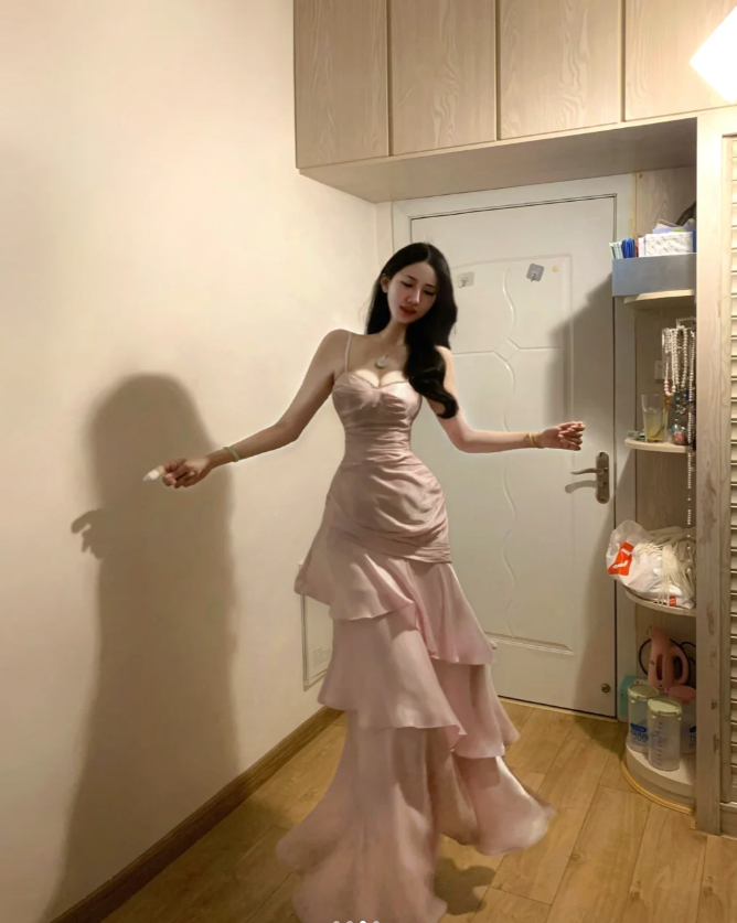 Sweet Pink Spaghetti Straps Satin Layered Mermaid Evening Dress Formal Party Gown Guest Dress - View 2 | FashionDia