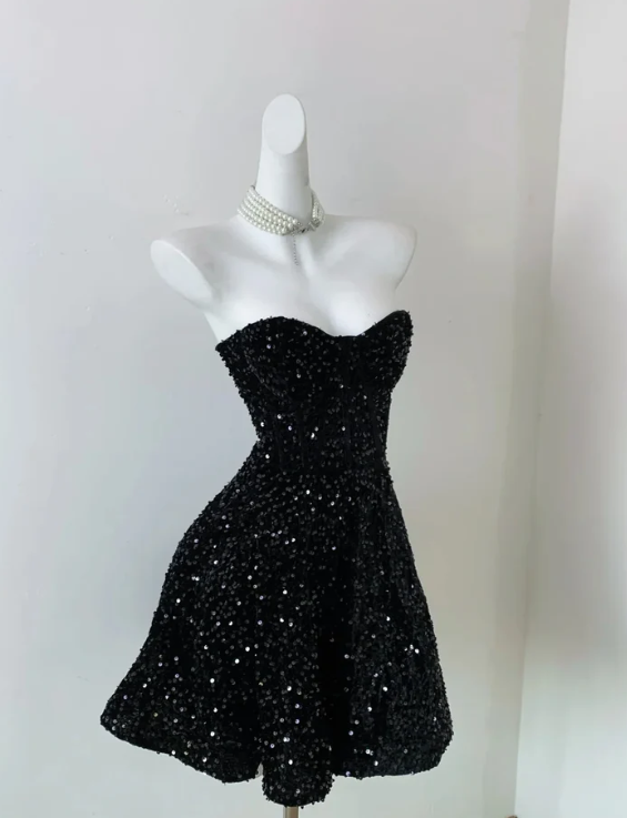 Charming A-Line Strapless Sequin Homecoming Dress Black Short Graduation Dress 18th Birthday Party Dress - FashionDia
