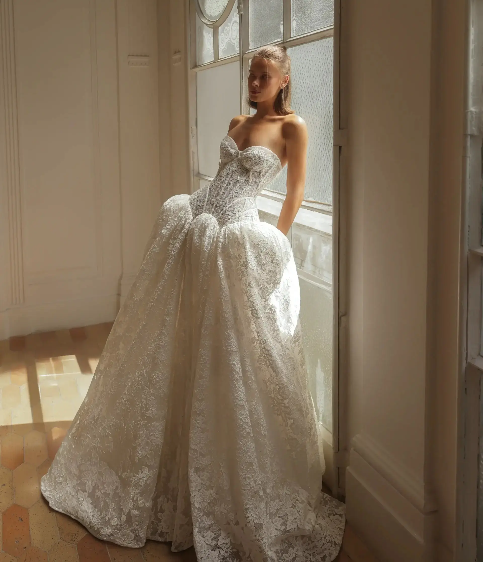 Bohemian Ivory Lace Strapless Ball Gown Wedding Dress ZP112