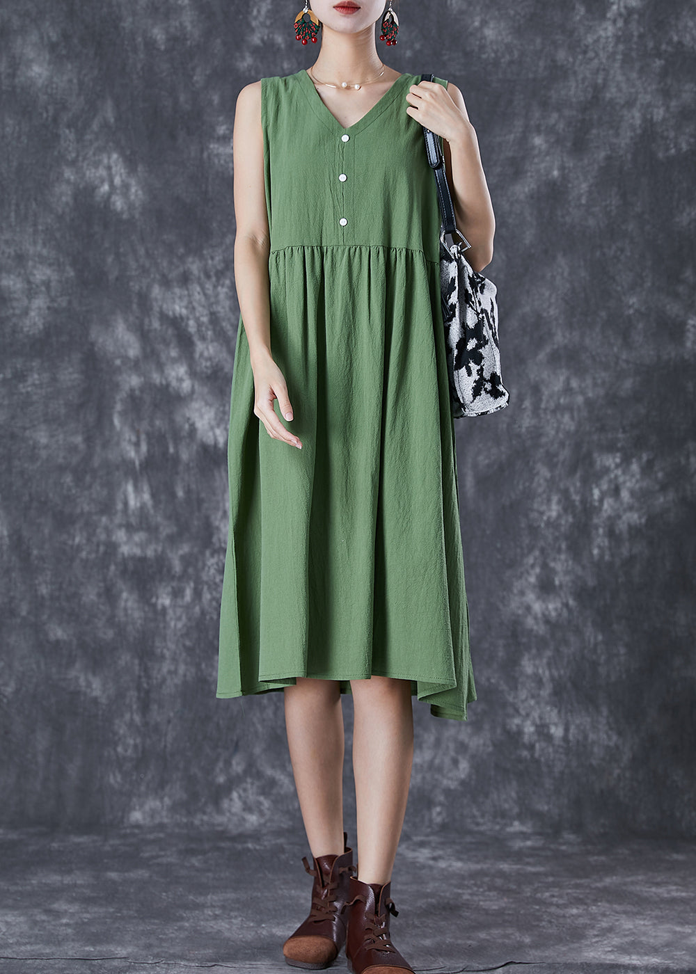 Classic Vintage & Enduringly Stylish Dress