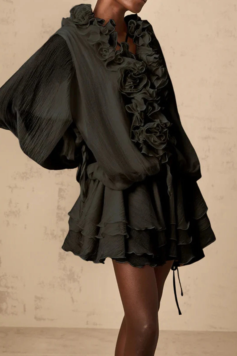 Elegant Loose Fit Folded Dress for Modern Fashion Wear Boutique Fashion Style