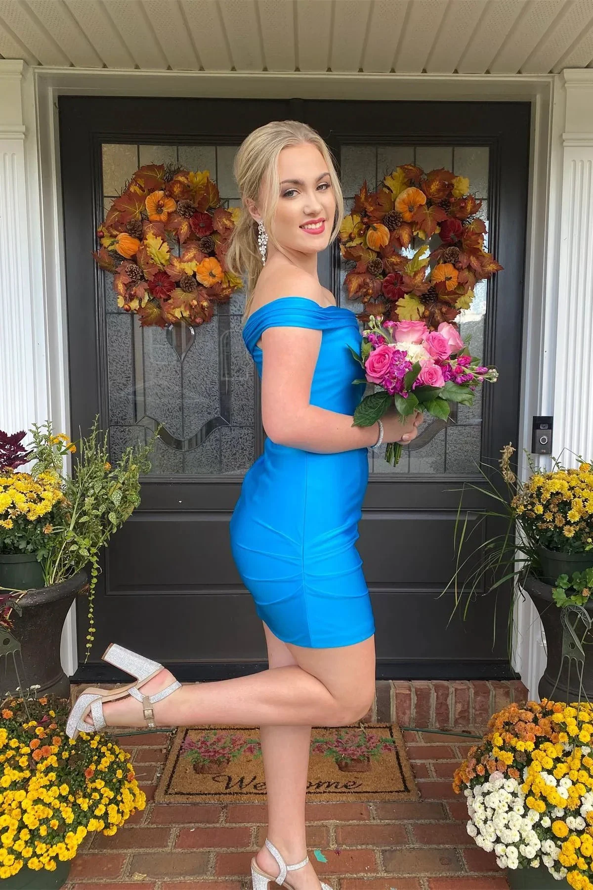 Simply Blue Off the Shoulder Bodycon Mini Homecoming Dress (ZD11751)