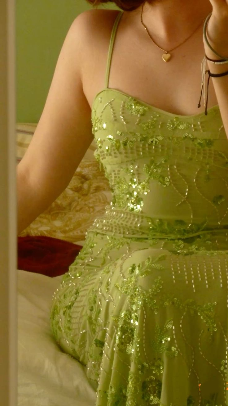 Pretty Spaghetti Straps Green Sequin Beaded Mermaid Party Dress Long Evening Dress