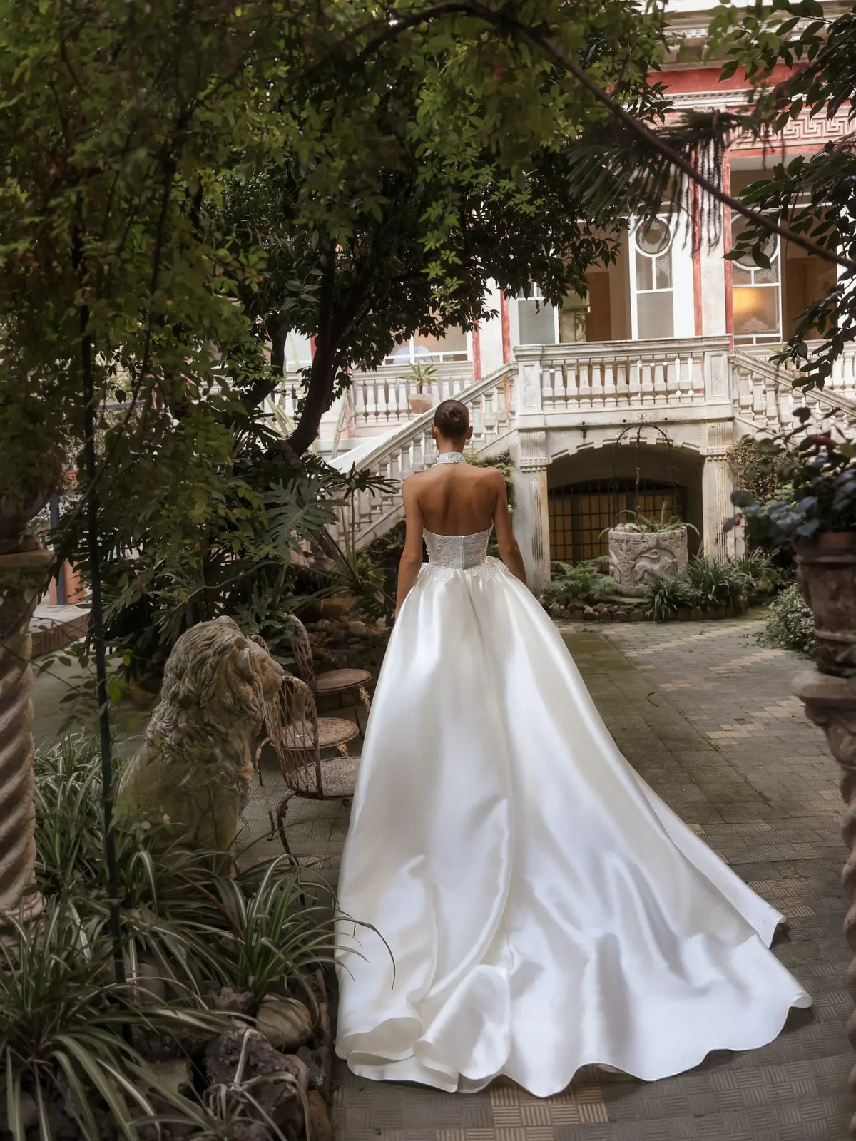 Luxury White Satin Strapless High Slit Ball Gown Wedding Dress with Choker ZP118