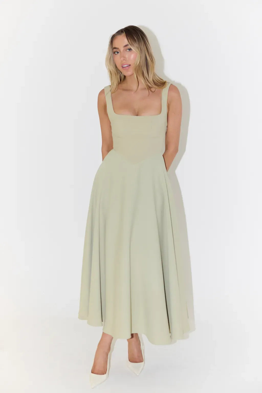 Yade High - Waisted Midi Dress