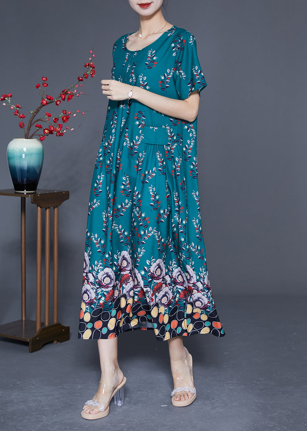 Polished Dress with an Effortless Classic Look