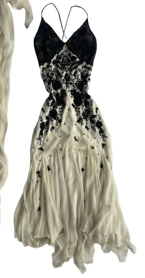 Champagne Spaghetti Straps Chiffon Black Lace Prom Dress Long Evening Dress Y7480 - View 2 | VelvetHem