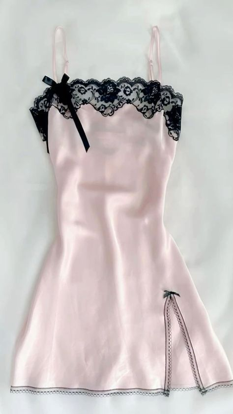 Spaghetti Straps Pink Sheath Short Party Dress Bow Knot Slit Homecoming Dress