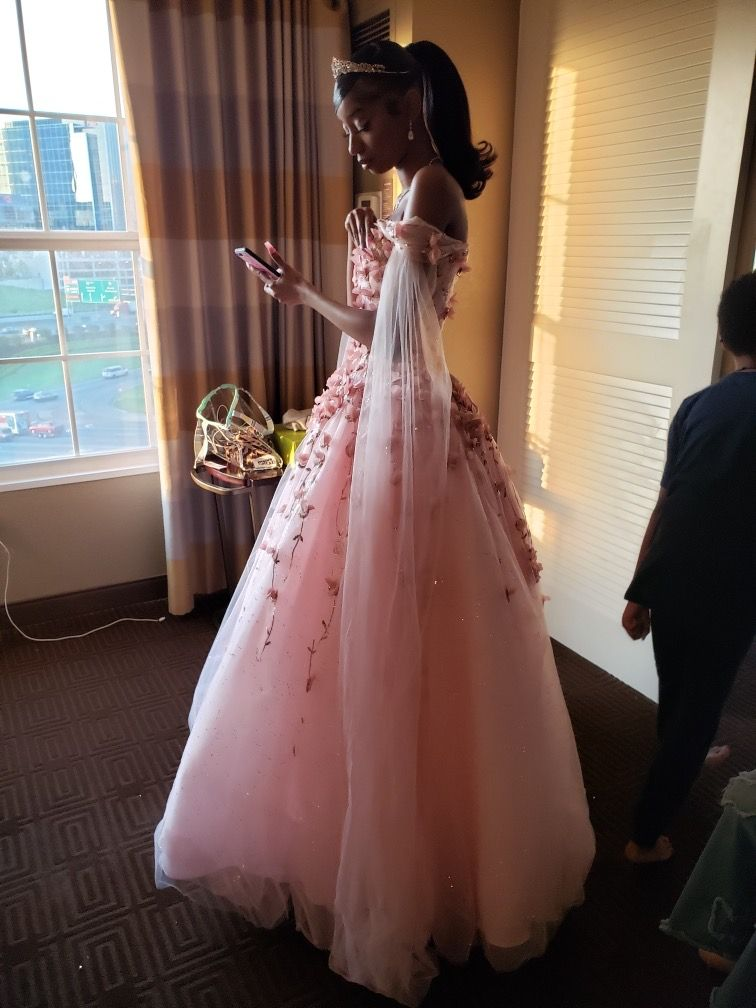 Pretty Pink Off-the-Shoulder Tulle Sequin Appliques Birthday Party Dress Prom Gowns - FashionDia