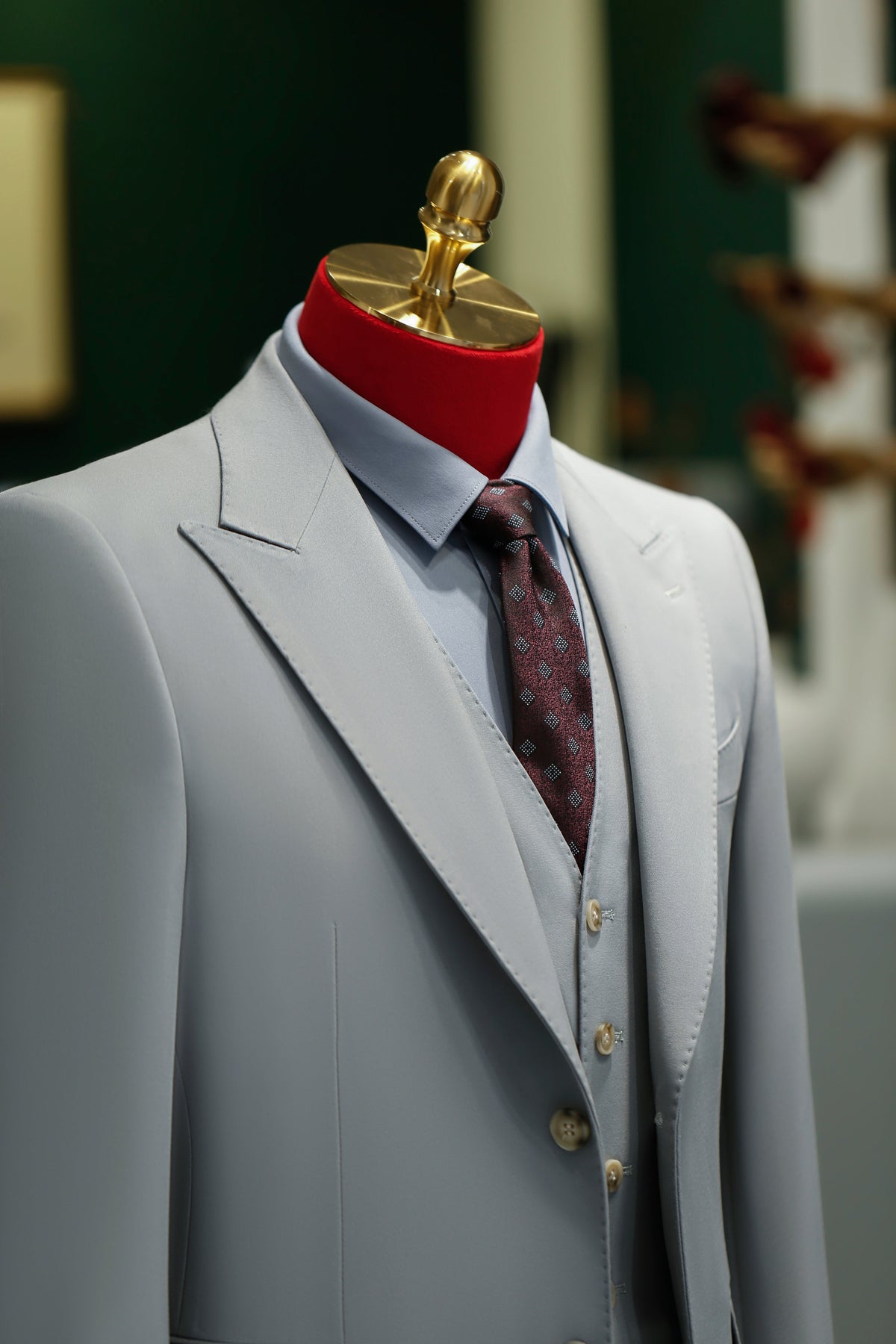 Light Grey Three Piece Wool Suit For Groom And Business Formal (ZD17094)
