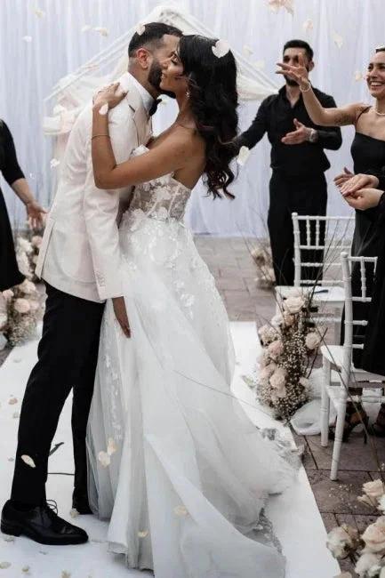 A-Line Tulle Sleeveless Floor-Length Sweetheart Split Front Wedding Dresses with Appliques (ZD15732)
