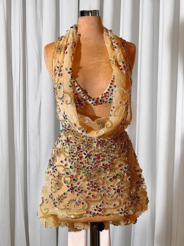 Vintage Halter Champagne Tulle Sequin Beaded Backless Cocktail Dress Short Homecoming Dress
