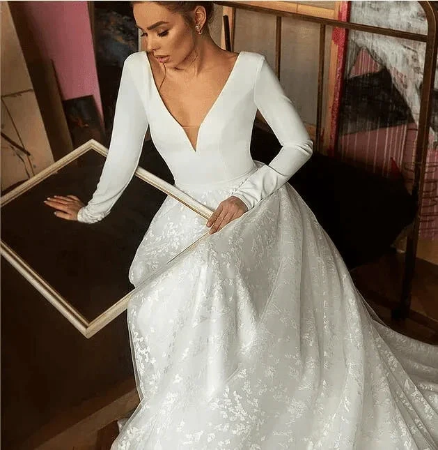 A Line Elegant Long Sleeves V Neck Beach Wedding Dress Bridal Gown (ZD16246)