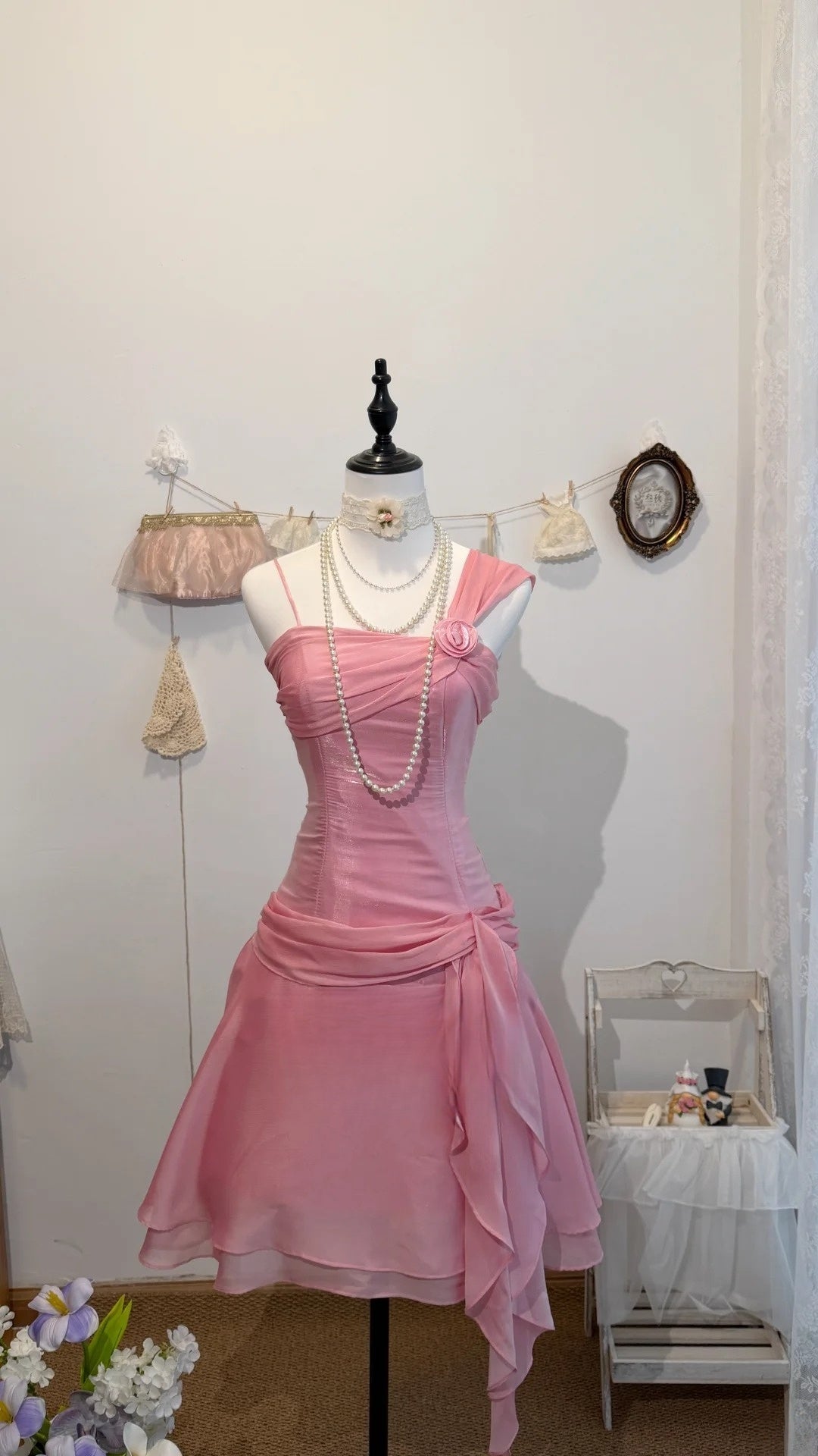A-Line Pink Chiffon Homecoming Dress Ruffled Short Dress