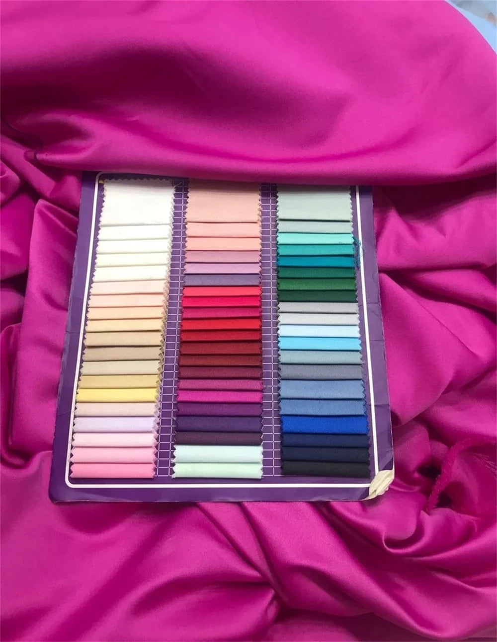 Sexy Halter Burgundy Evening Dress Long Train Prom Dress Sexy Open Back Party Dress Silk فساتين مناسبة رسمية